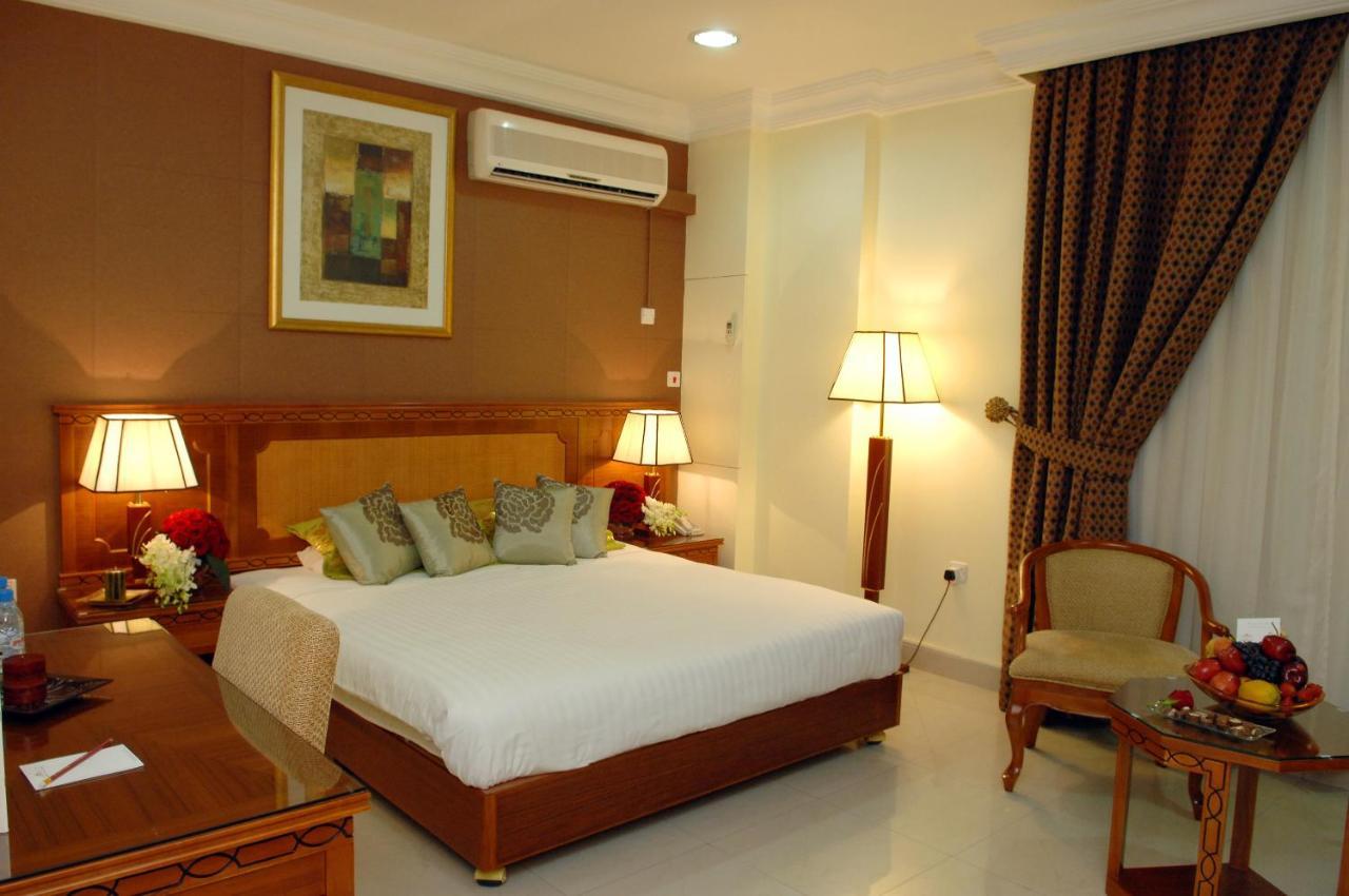 Al Muntazah Plaza Hotel Doha Exterior foto