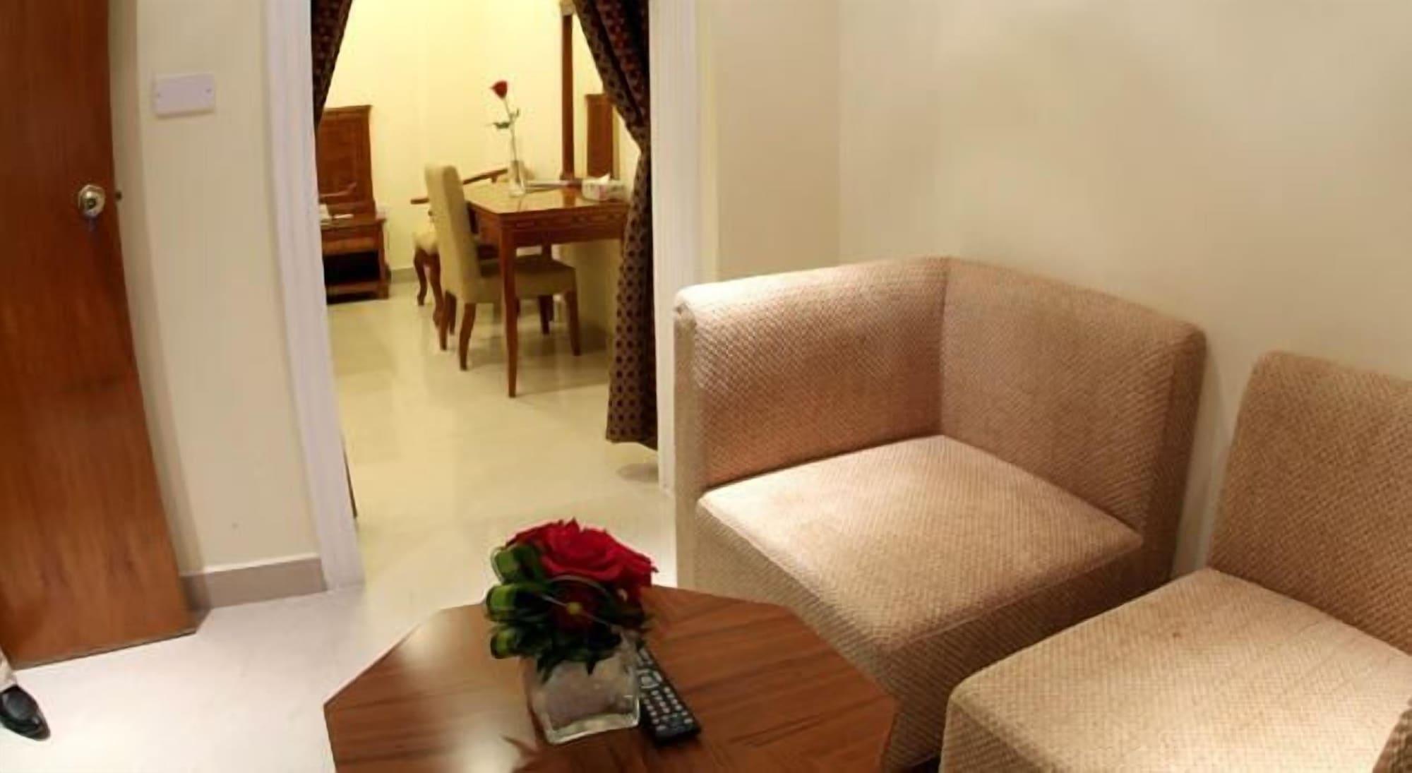 Al Muntazah Plaza Hotel Doha Exterior foto